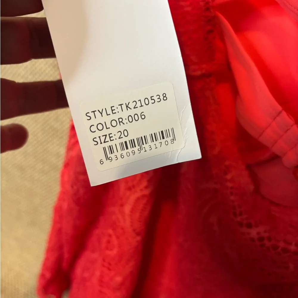 Women's Coral Lace tankini type swim top size 20 NWT - Picture 4 of 5